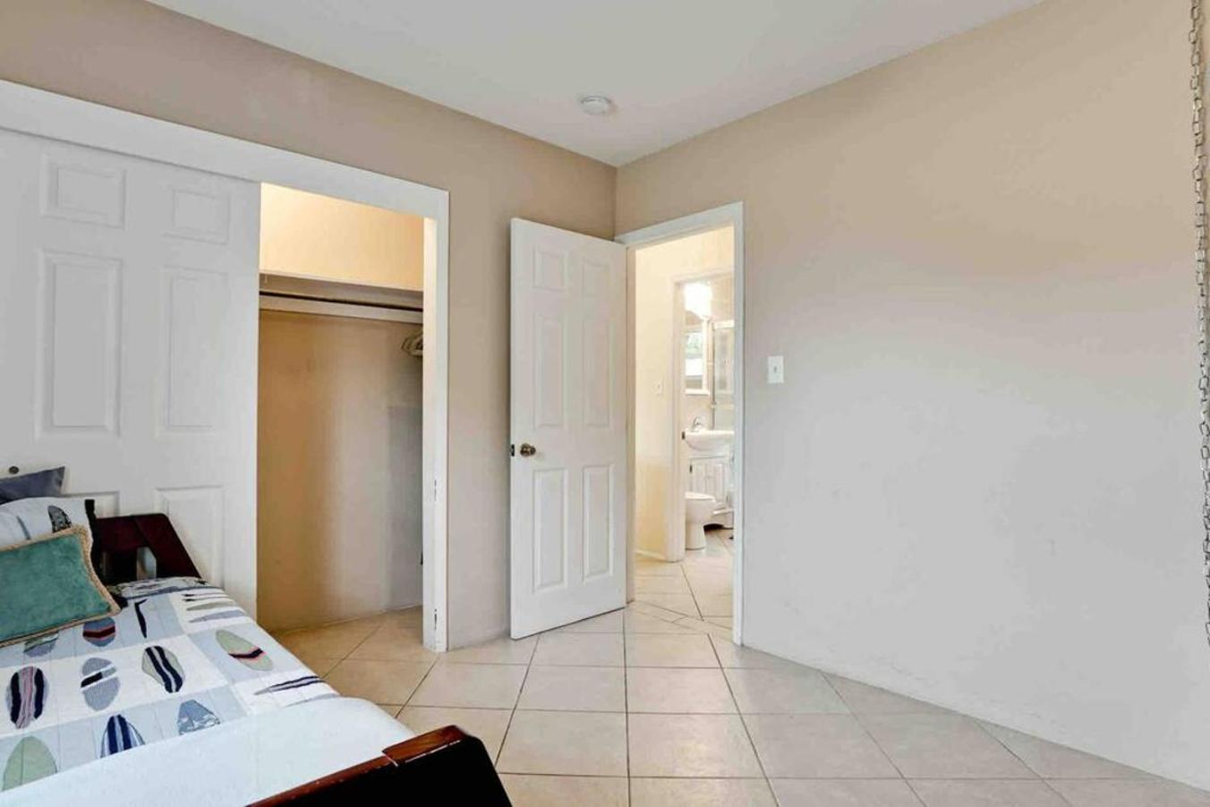 Great Shape After Milton-Pool Home Wows! Po Venice Buitenkant foto